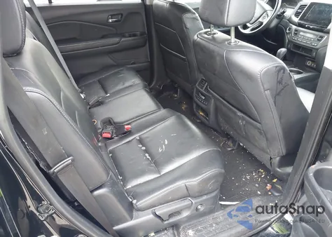 2018 Honda Pilot Ex-L z USA, uszkodzony, nr VIN 5FNYF6H77JB009464